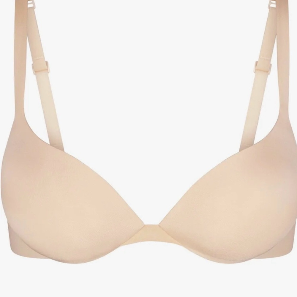 SKIMS Lightweight Nude T-Shirt Push-Up Bra